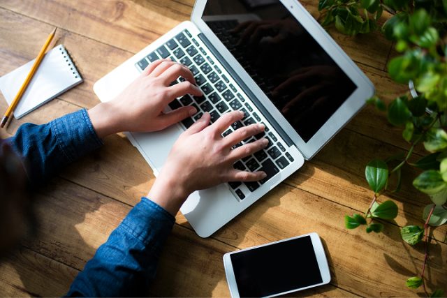 インターネット使用料無料!
